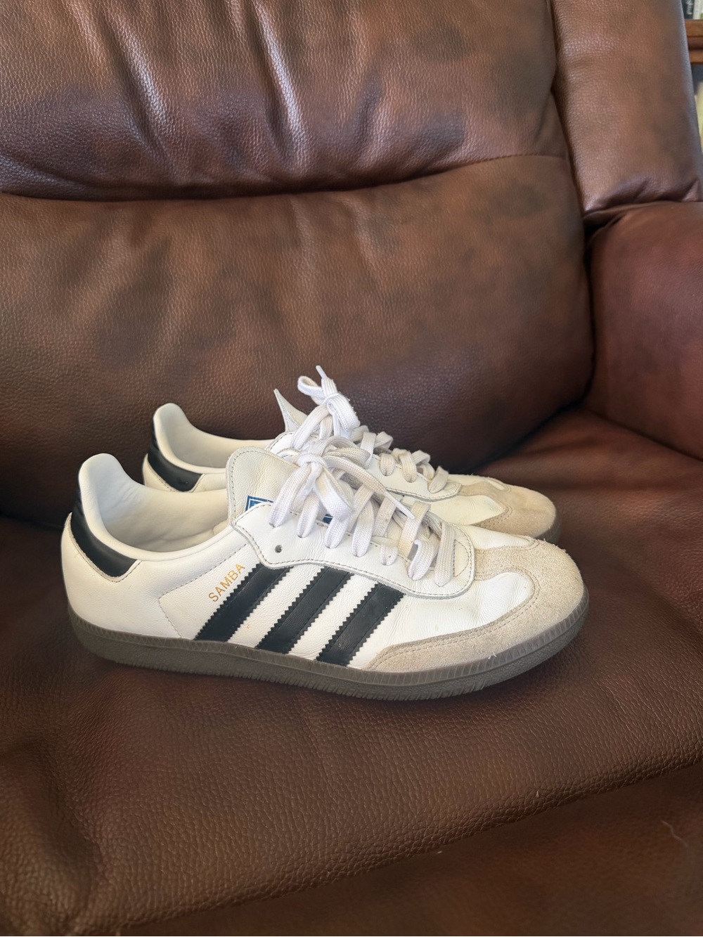 adidas men’s 8.5 white sambas